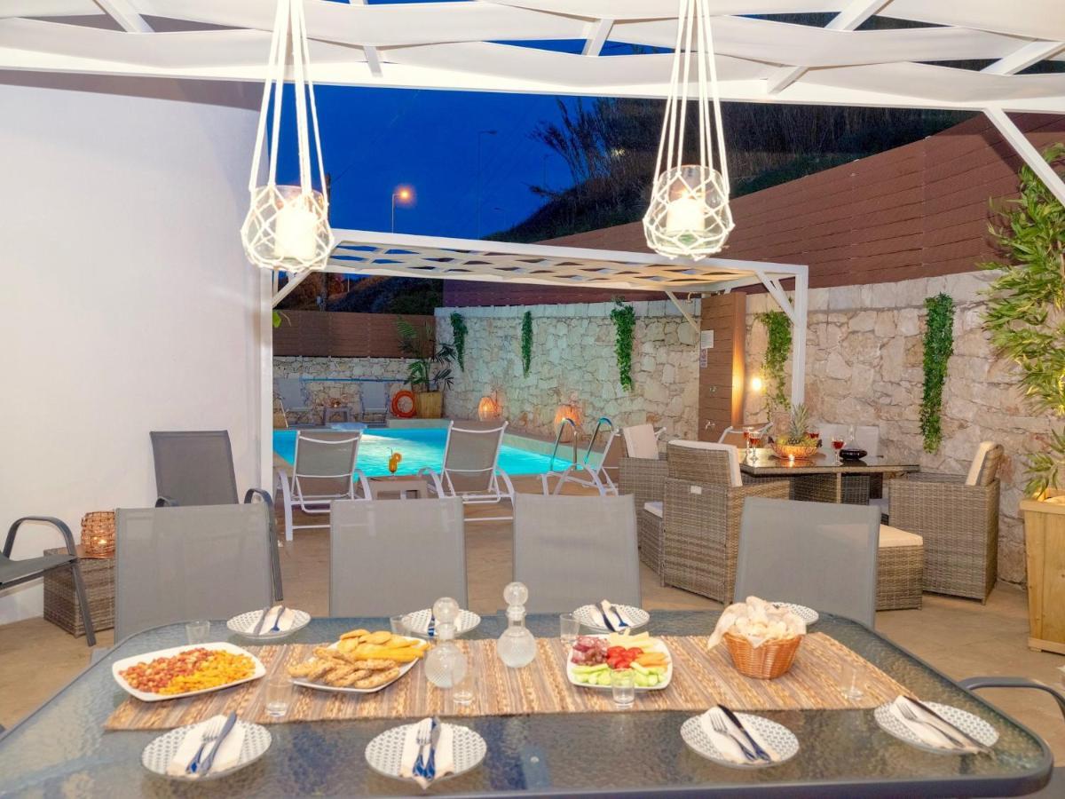 Villa Sky Szkaléta Kültér fotó
